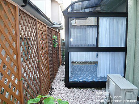 オプション等も含めてもサンルーム・comさんが一番安かったです！