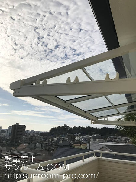 後付けの違和感もなく調和しています。