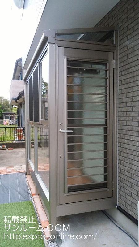 雨や花粉も気にせず干せると妻も大変喜んでいます。