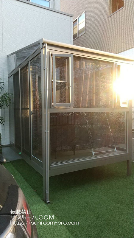 洗濯物を干したり、読書したり、子どもの遊び場として重宝しています！