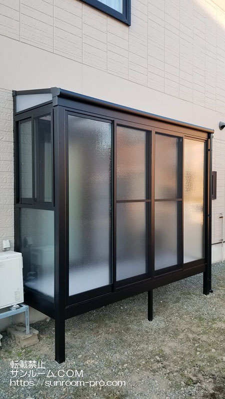 サンルームを設置してから洗濯物を干すのが楽しくなりました。