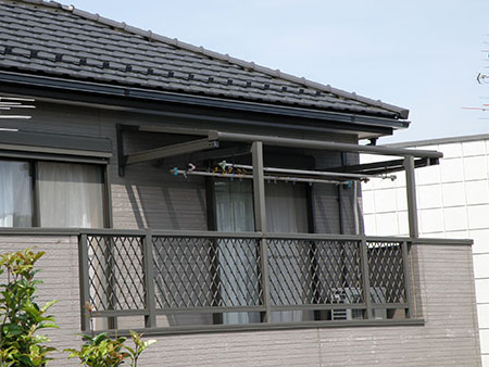 雨の日も洗濯物が干せて妻は大満足です。