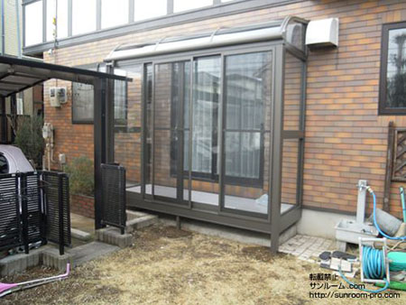 カーポートの屋根が邪魔でしたが、うまく加工していただきました。