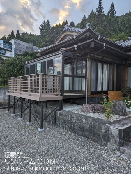 満足しています。