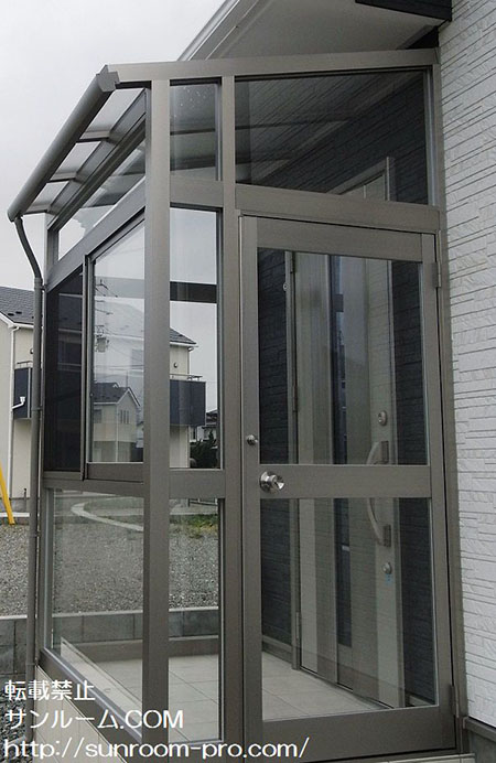 ほぼネットのやりとりだけで商談は進み、工事中の要望なども快く引き受けてもらい、たいへん助かりました。