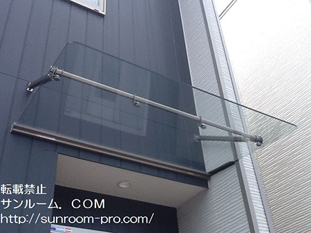 このクリアルーフが役に立つか、雨が降るのが楽しみです。