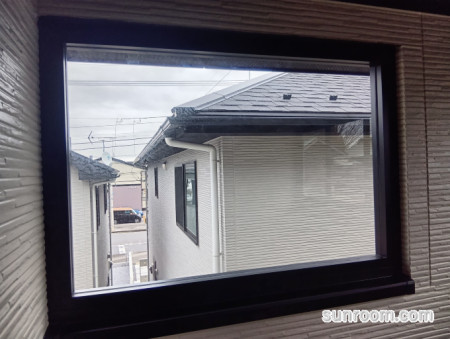 インナーバルコニーへのサッシ窓設置工事満足してます