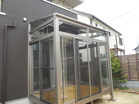 早速３人の子供たちの遊び場になっています｡