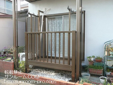 実物は本体の柱が強固で美しく満足です。