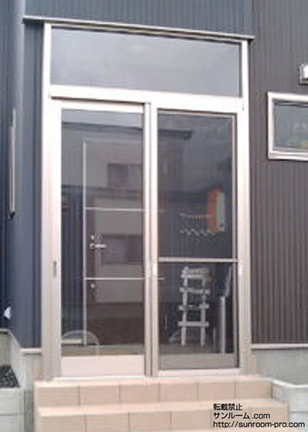 雨風の玄関の汚れは解消でき、今年の冬からは快適になります！